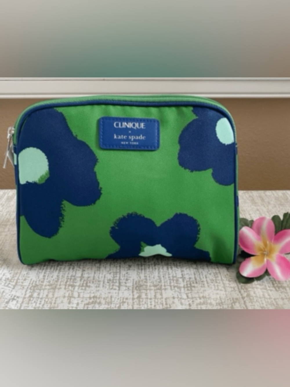 Clinique x Kate Spade Blue Label on Floral Print Make-Up/Cosmetic Bag
